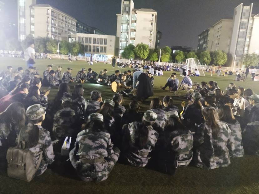 说明: C:\Users\24490\Desktop\E54507AC38D2C0A2F5B11B1233000696.jpg 说明: C:\Users\24490\Desktop\E54507AC38D2C0A2F5B11B1233000696.jpg