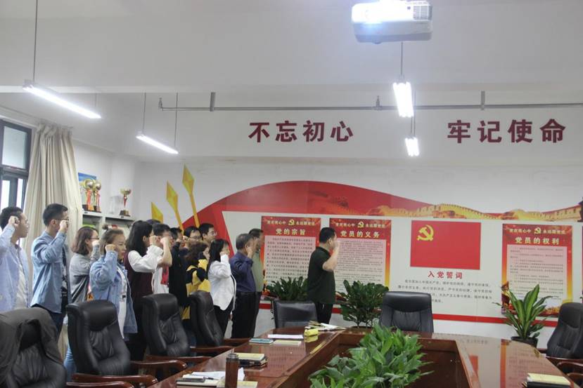 说明: C:\Users\24490\Desktop\IMG_9480.JPG 说明: C:\Users\24490\Desktop\IMG_9480.JPG